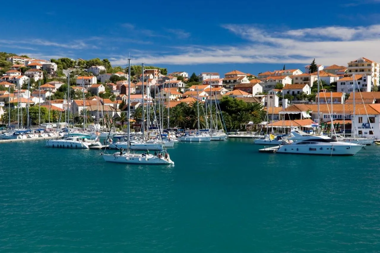 Apartment In Slatine With Sea View, Balcony, Air Conditioning, Wi-Fi Croatia
