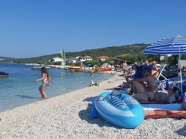 Apartment In Slatine With Sea View, Balcony, Air Conditioning, Wi-Fi
